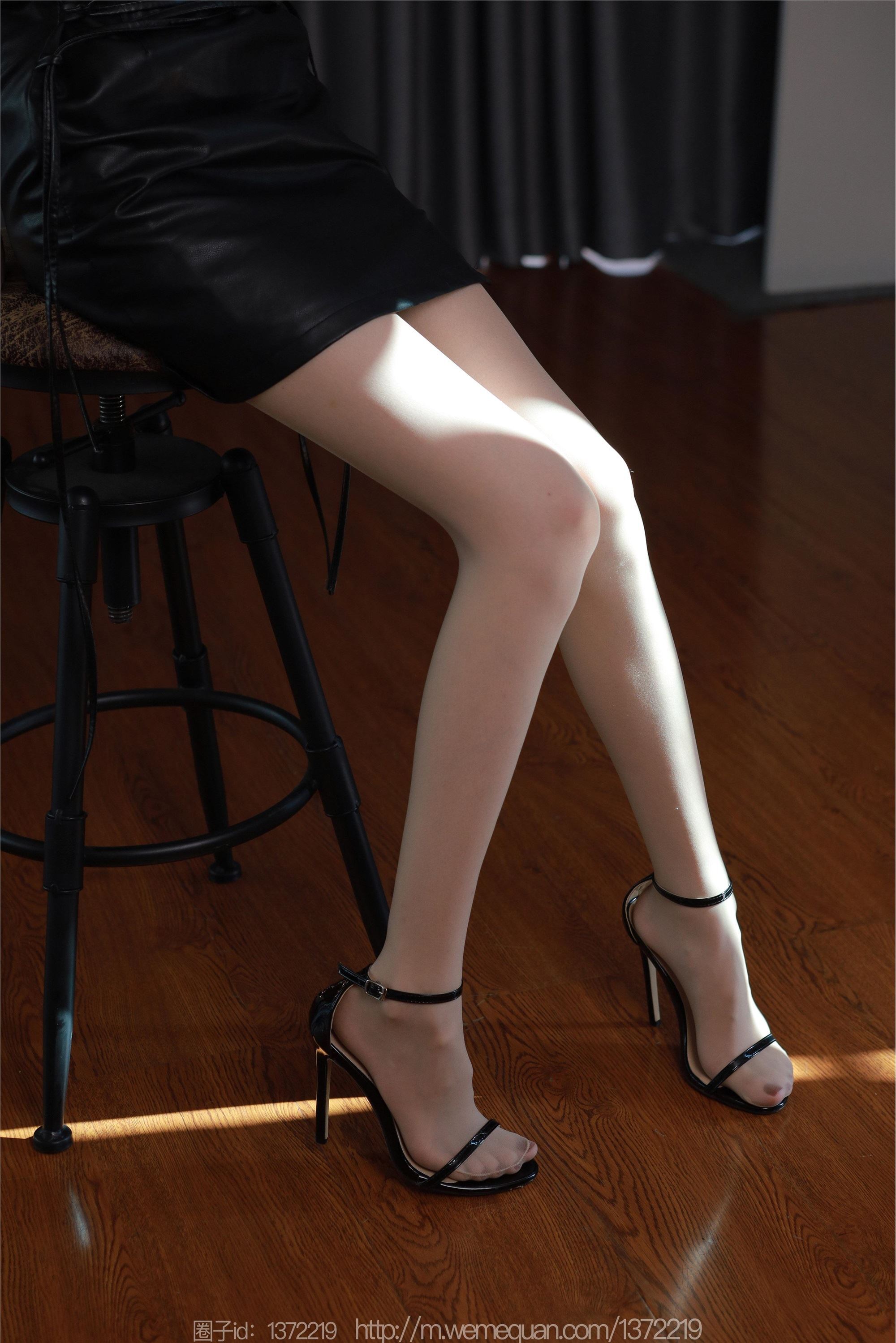 IESS异思趣向  2023.09.03 丝享家 1523 团团《那一道光》